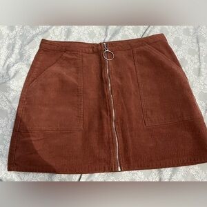 Forever 21 Ribbed Zipped Up Skirt in Muave